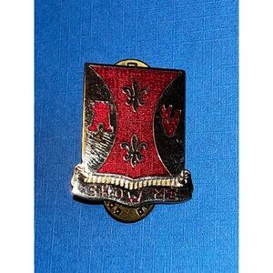 Vintage 196th Infantry Regiment Crest DI DUI Clutchback Pin IRA Green Silver